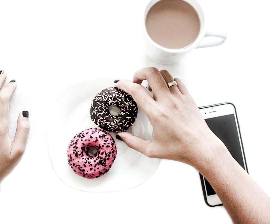 Photo manage digital cravings