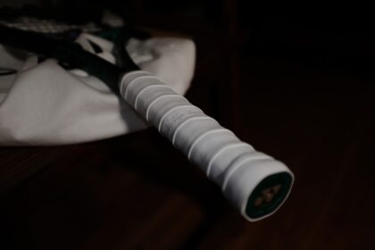 Photo scroll addiction