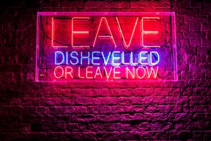 Photo derealization and depersonalization