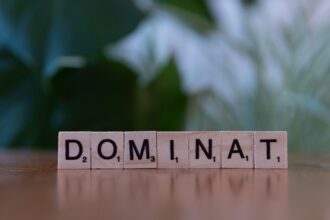 Photo depersonalization vs derealization