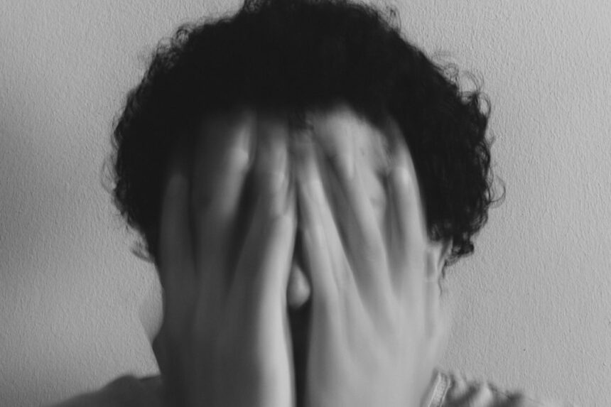 Photo depersonalization disorder