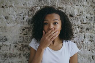 Photo emotional numbing