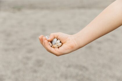 Photo intuition vs anxiety in money