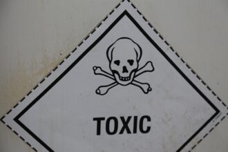 Photo toxic