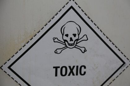 Photo toxic