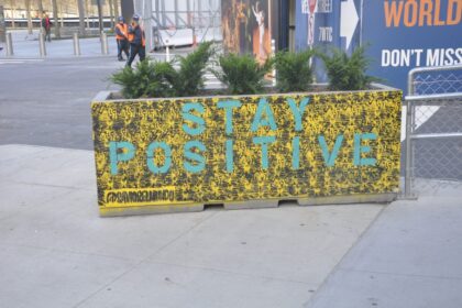 Photo toxic positivity