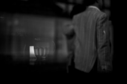 Photo derealization personalized treatment plan