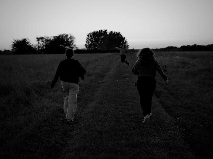 Photo memory relationships