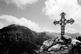 Photo grief and spiritual identity