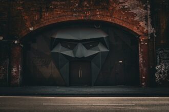 Photo psychology behind cults