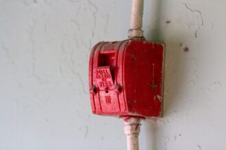 Photo rewiring stress alarms