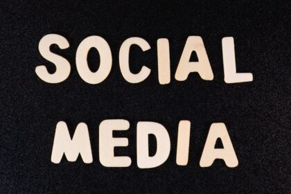 Photo social media visibility