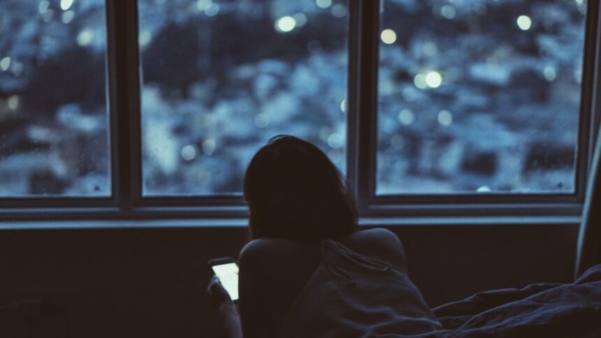 Photo phone before sleep
