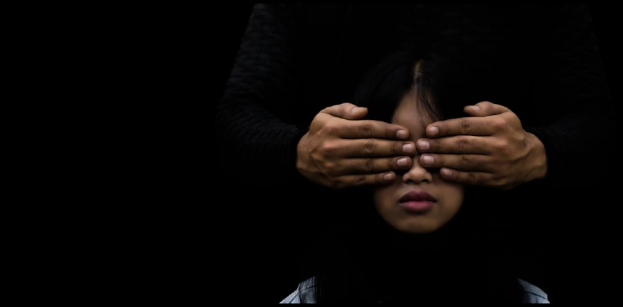 Photo silence, anxious