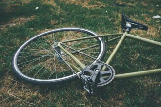 Photo anxious attachment cycle