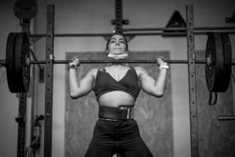 Photo praise, strength, identity