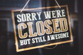 Photo closure