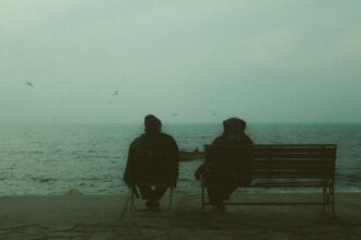 Photo silence hurts relationships