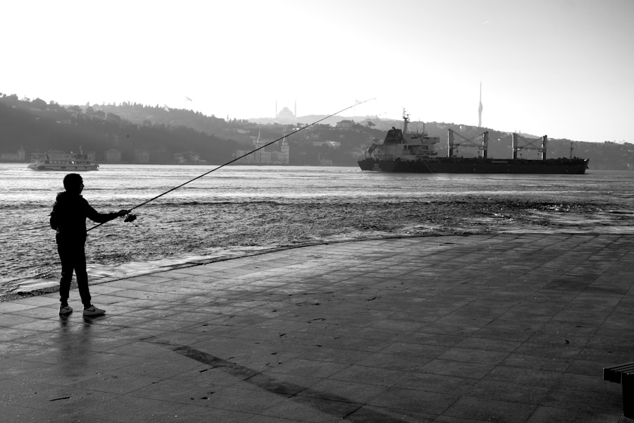 Photo pulling away