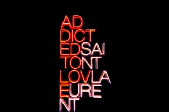 Photo attachment avoidance