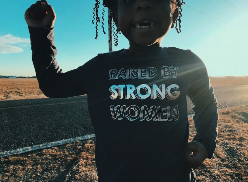 Photo strong child