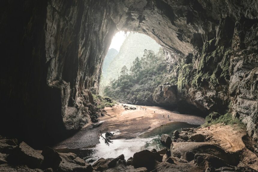 Photo Robbers Cave experiment criticism