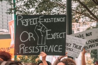 Photo reduce conflict