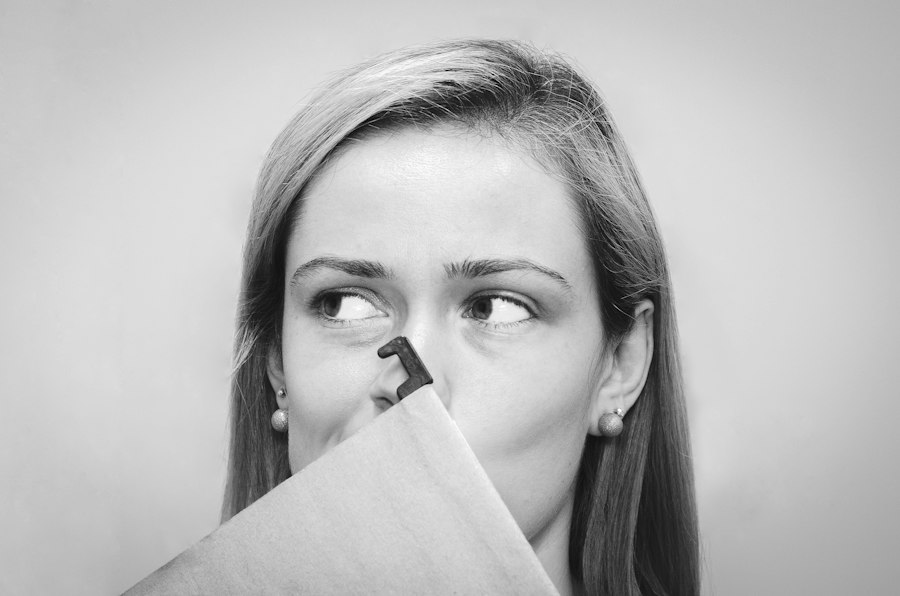 Photo silence, rejection