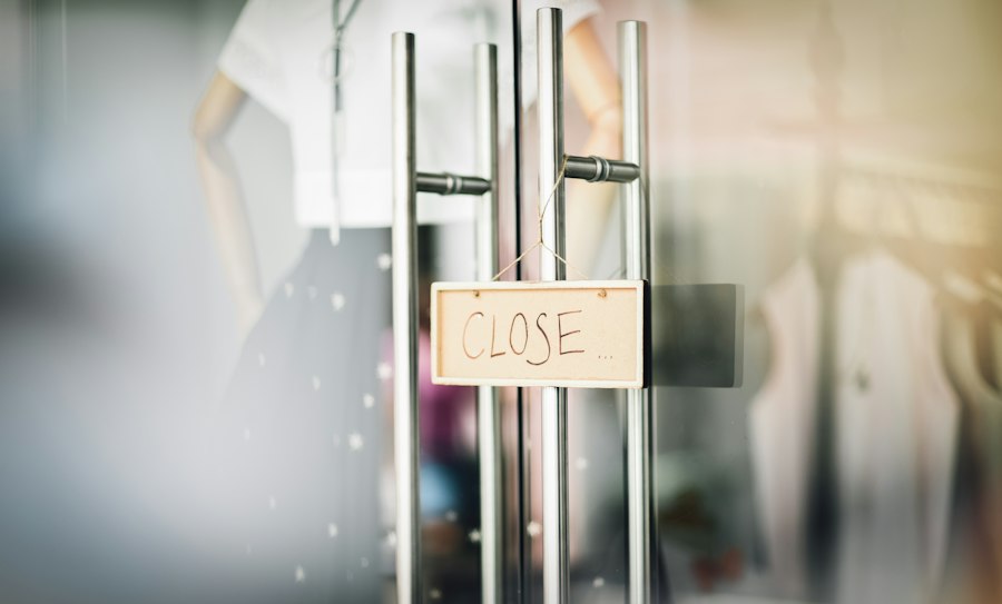 Photo closure