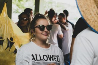 Photo attend event without friend