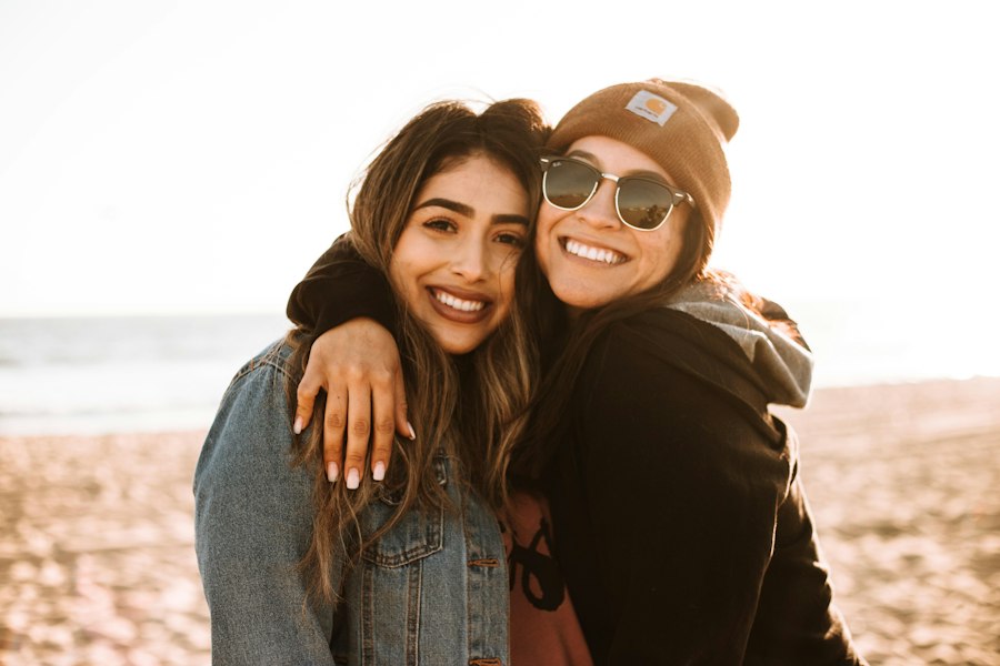 Photo making friends