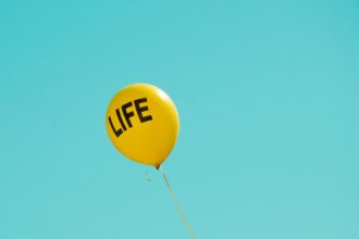 Photo feeling stuck in life concept