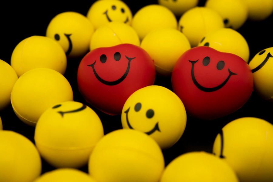 analyzing vs feeling emotions comparison