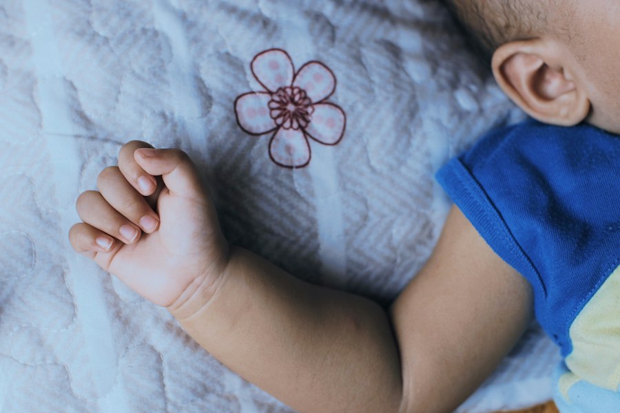Photo infant attachment psychology diagram