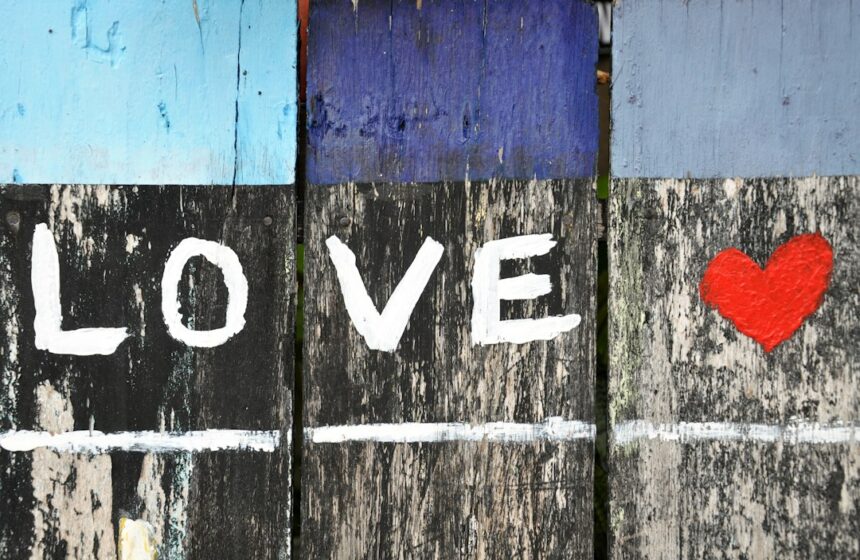 Photo cupboard love theory psychology