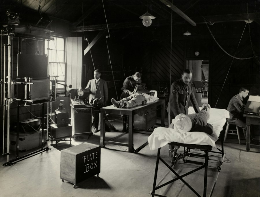 Photo landmark psychology experiments