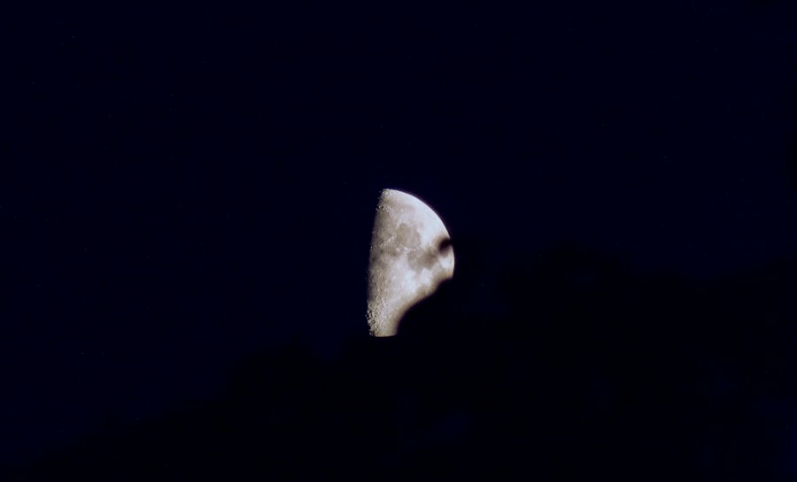 Photo historical UFO documentary footage