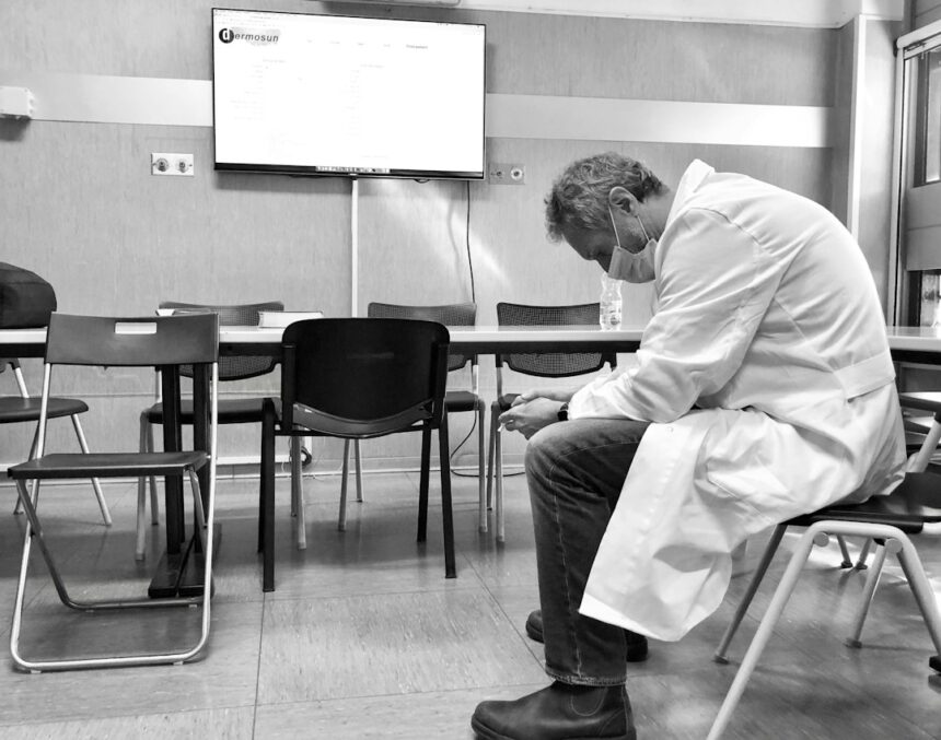Photo Rosenhan experiment diagnosis context