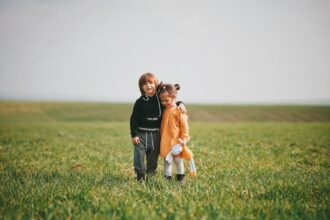 Photo siblings mental health differences