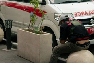 Photo bystander effect emergency response