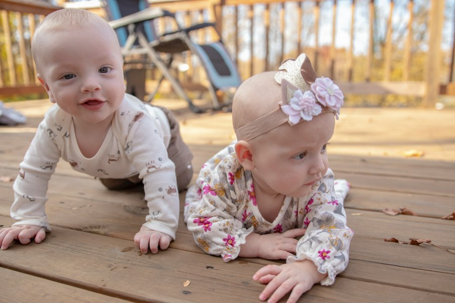 Photo identical quadruplets mental illness study